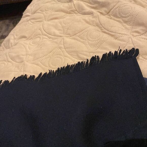 Eddie Bauer Wool Blend Midi Skirt Fringe Detail 8P Quality VGUC Versatil… - Picture 7 of 8